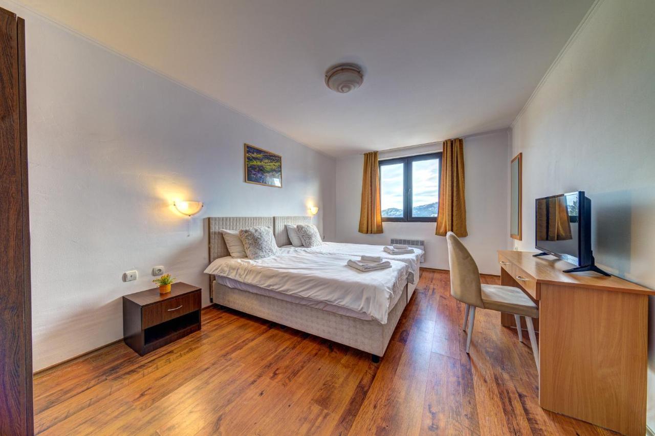 Aparthotel Silver Hills Free Parking スモーリャン エクステリア 写真