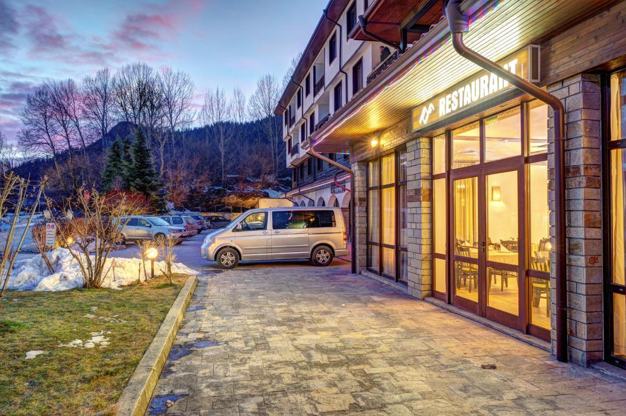Aparthotel Silver Hills Free Parking スモーリャン エクステリア 写真