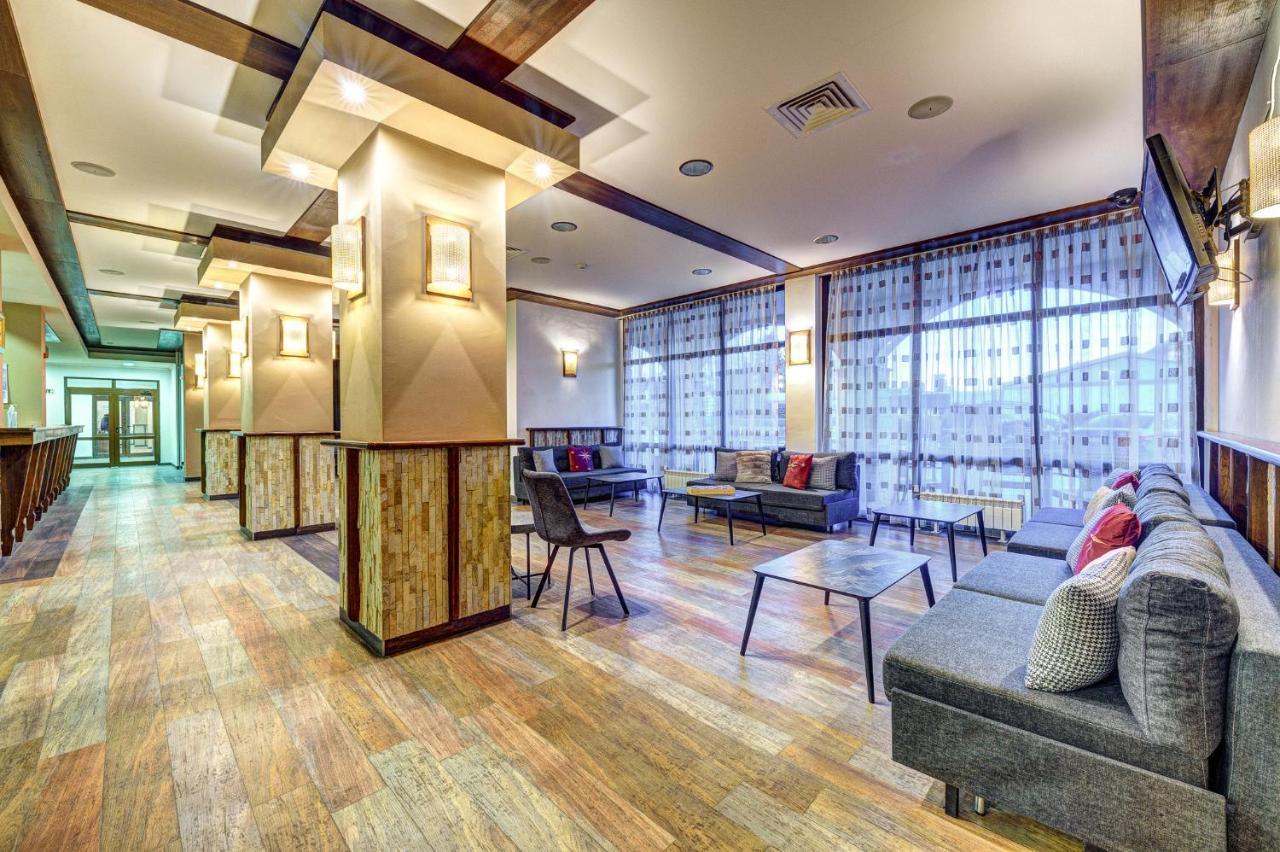 Aparthotel Silver Hills Free Parking スモーリャン エクステリア 写真