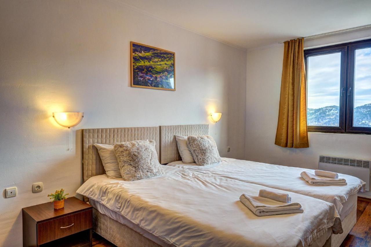 Aparthotel Silver Hills Free Parking スモーリャン エクステリア 写真